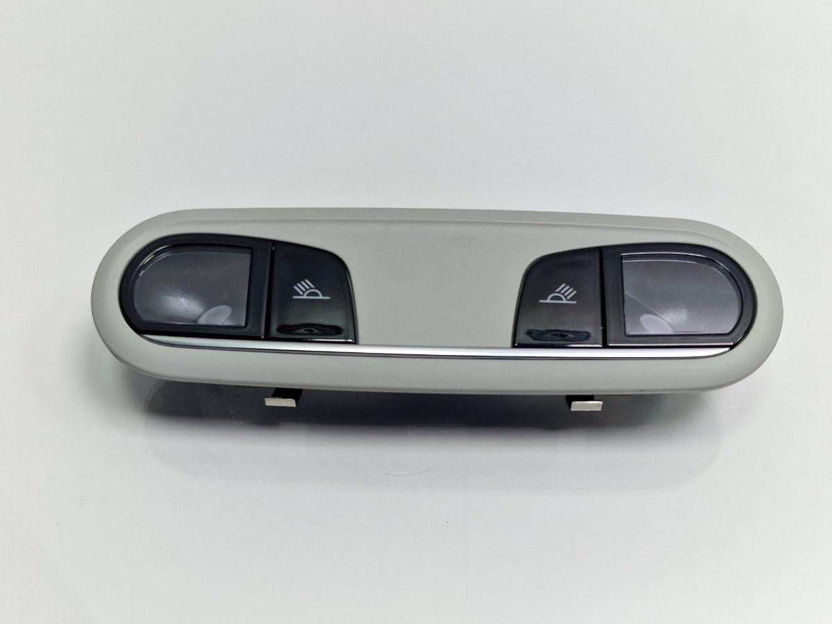 Plafoniera spate AUDI A6 IV Avant 4G5, C7, 4GD 2011 - 2018 2.0 TDI CSUD, DDCB 4G0947111A