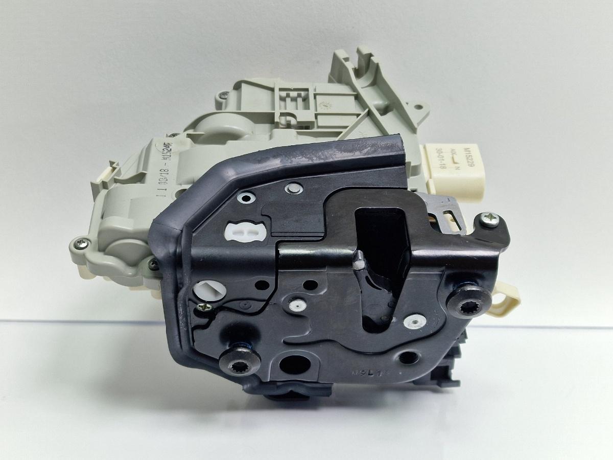 Broasca usa stanga spate AUDI A6 IV Avant 4G5, C7, 4GD 2011 - 2018 2.0 TDI CSUD, DDCB 4G0839015C