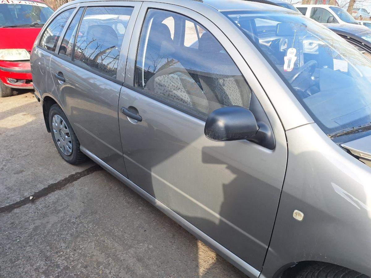 Usa Portiera fata dreapta SKODA FABIA Combi 6Y5 2000 - 2007 , gri LF8H
