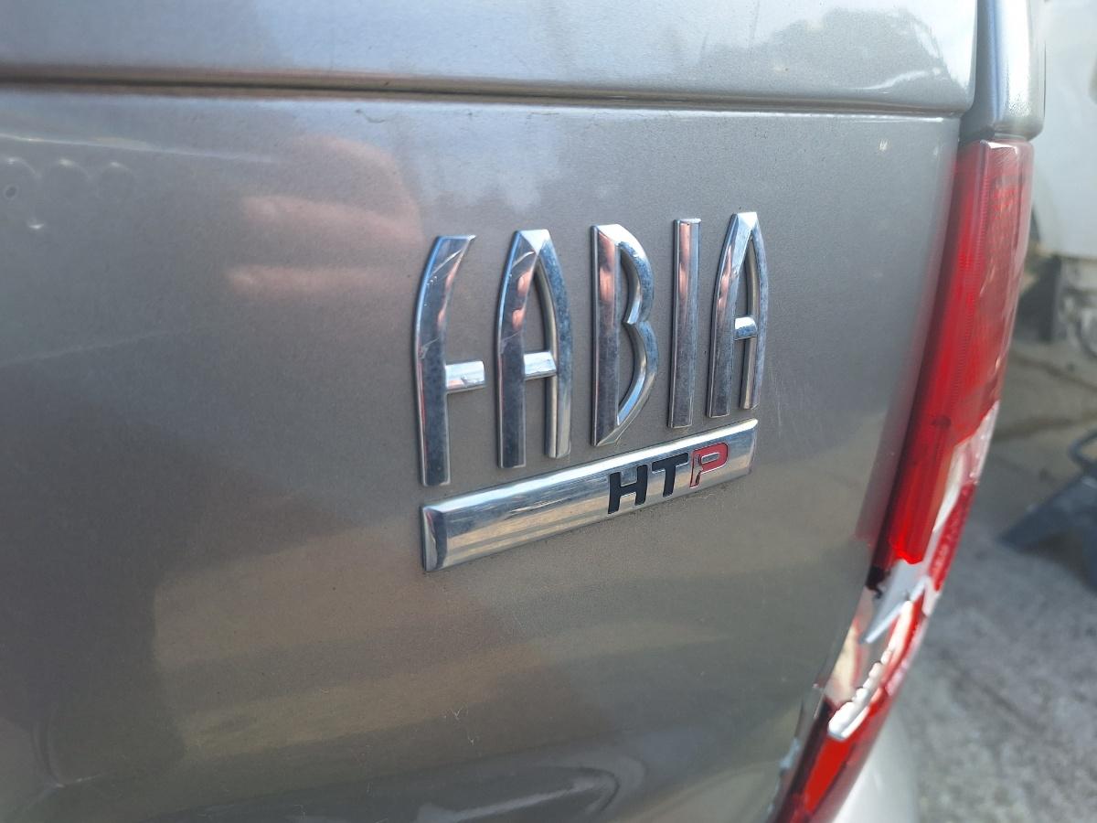 Sigla / Emblema SKODA FABIA Combi 6Y5 2000 - 2007 1.2 1.2 1.2 AZQ, BME