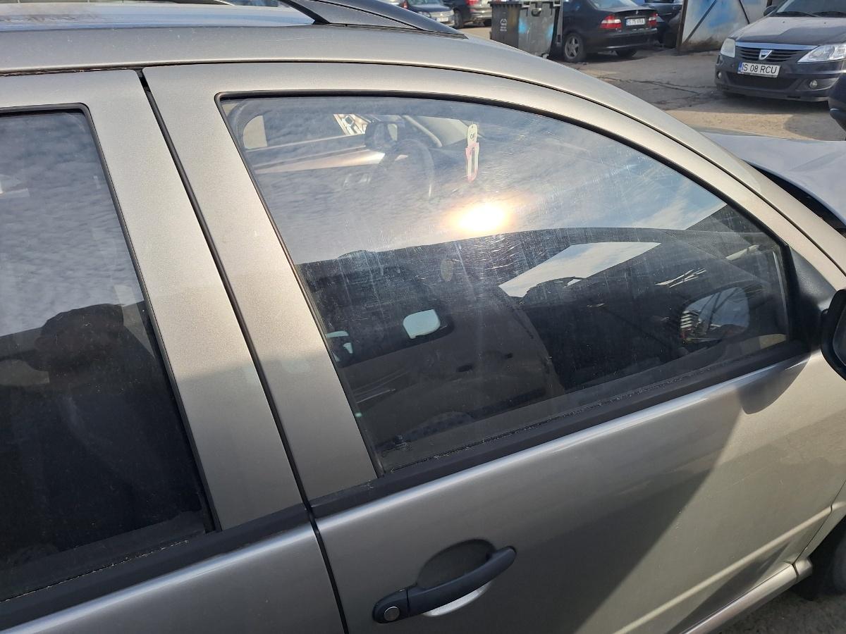 Geam portiera fata dreapta SKODA FABIA Combi 6Y5 2000 - 2007 1.2 1.2 1.2 AZQ, BME