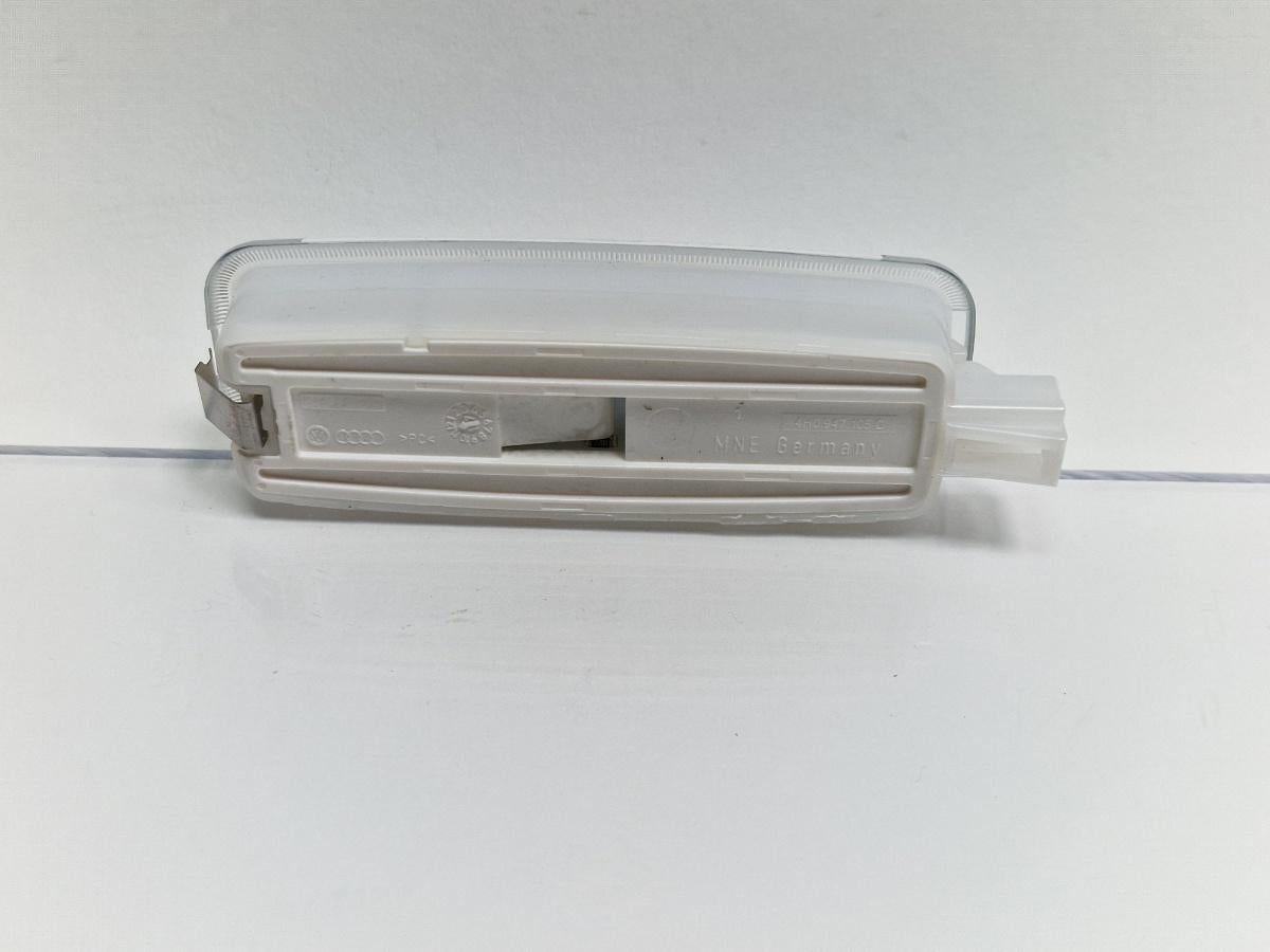 Lampa scaun fata AUDI A6 IV Avant 4G5, C7, 4GD 2011 - 2018 2.0 TDI CSUD, DDCB 4H0947105C
