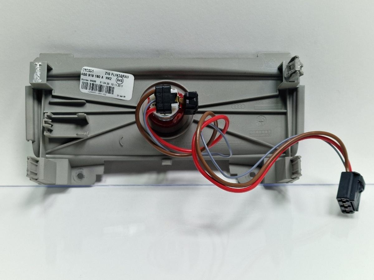 Priza bricheta 12 V spate AUDI A6 IV Avant 4G5, C7, 4GD 2011 - 2018 2.0 TDI CSUD, DDCB 4G0919180A