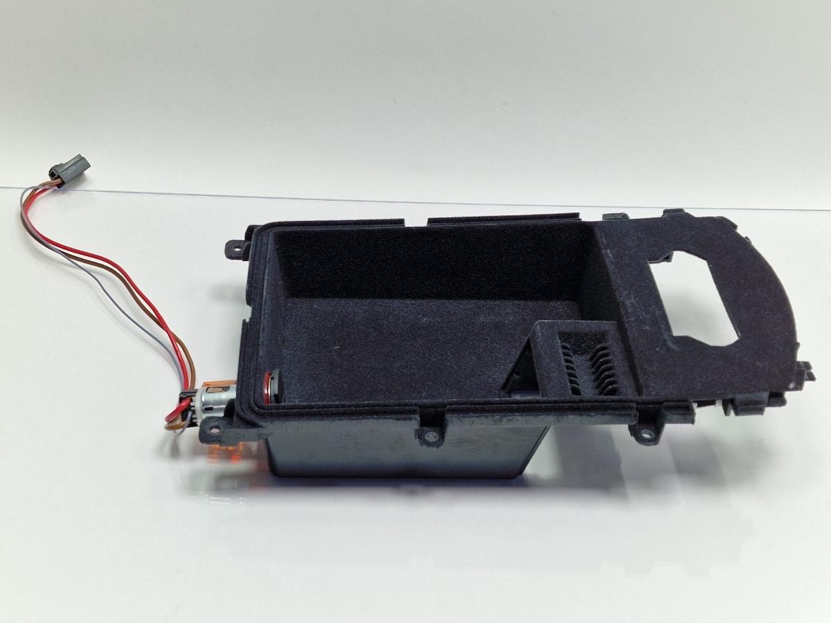 Sertar consola centrala AUDI A6 IV Avant 4G5, C7, 4GD 2011 - 2018 2.0 TDI CSUD, DDCB 4G0864981L