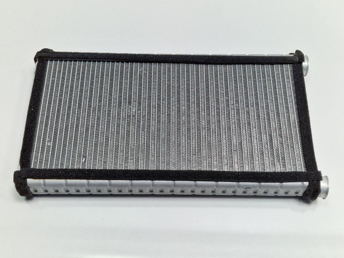 Radiator caldura AUDI A6 IV Avant 4G5, C7, 4GD 2011 - 2018 2.0 TDI CSUD, DDCB 4H0898037