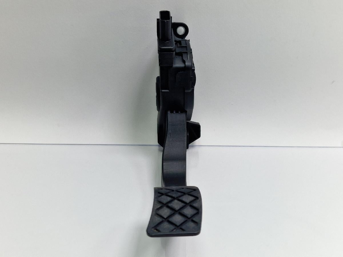 Pedala acceleratie AUDI A6 IV Avant 4G5, C7, 4GD 2011 - 2018 2.0 TDI CSUD, DDCB 8K1723523A