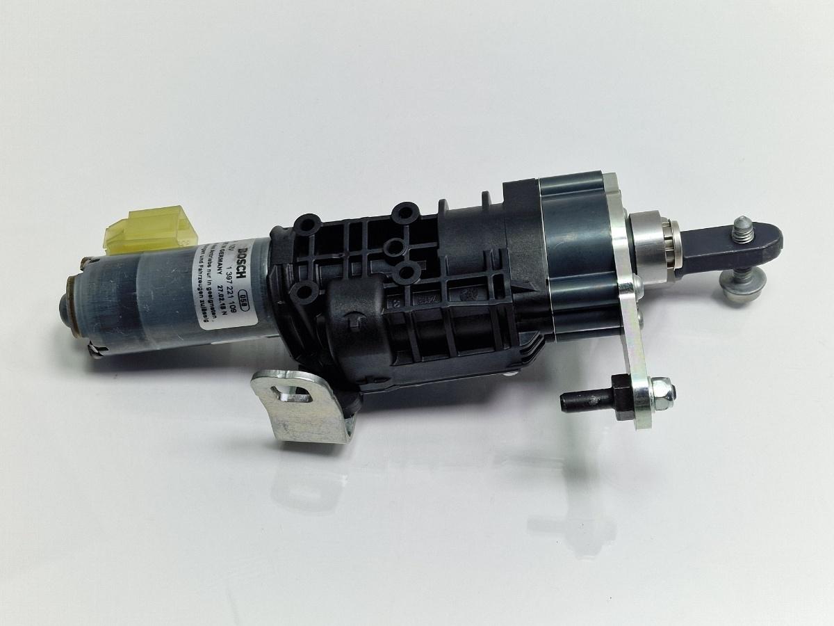 Motoras electric haion stanga AUDI A6 IV Avant 4G5, C7, 4GD 2011 - 2018 2.0 TDI CSUD, DDCB BOSCH 0390204122 4G9827851E