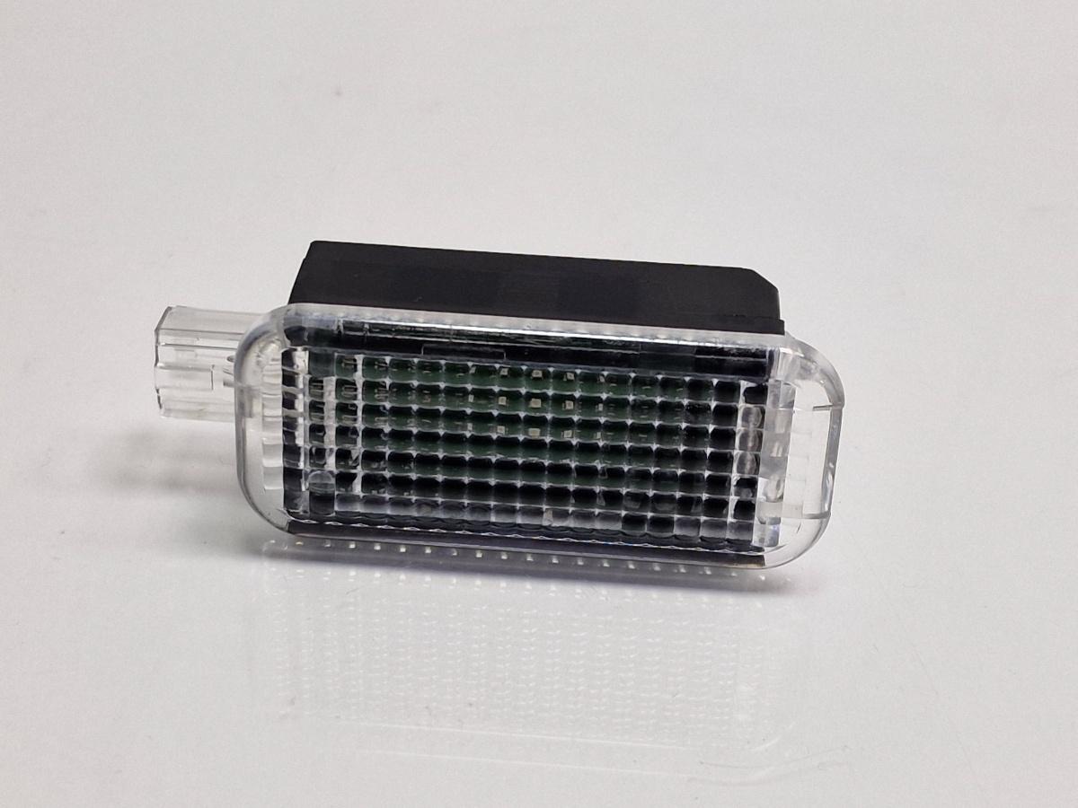 Lampa LED portbagaj AUDI A6 IV Avant 4G5, C7, 4GD 2011 - 2018 2.0 TDI CSUD, DDCB 8J0947409