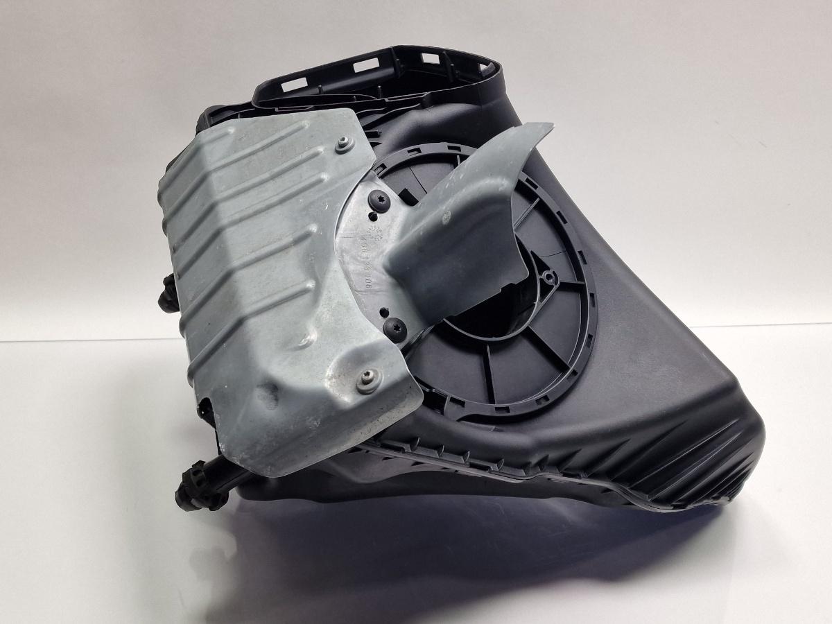 Carcasa filtru aer AUDI A6 IV Avant 4G5, C7, 4GD 2011 - 2018 2.0 TDI CSUD, DDCB 4G0133838R