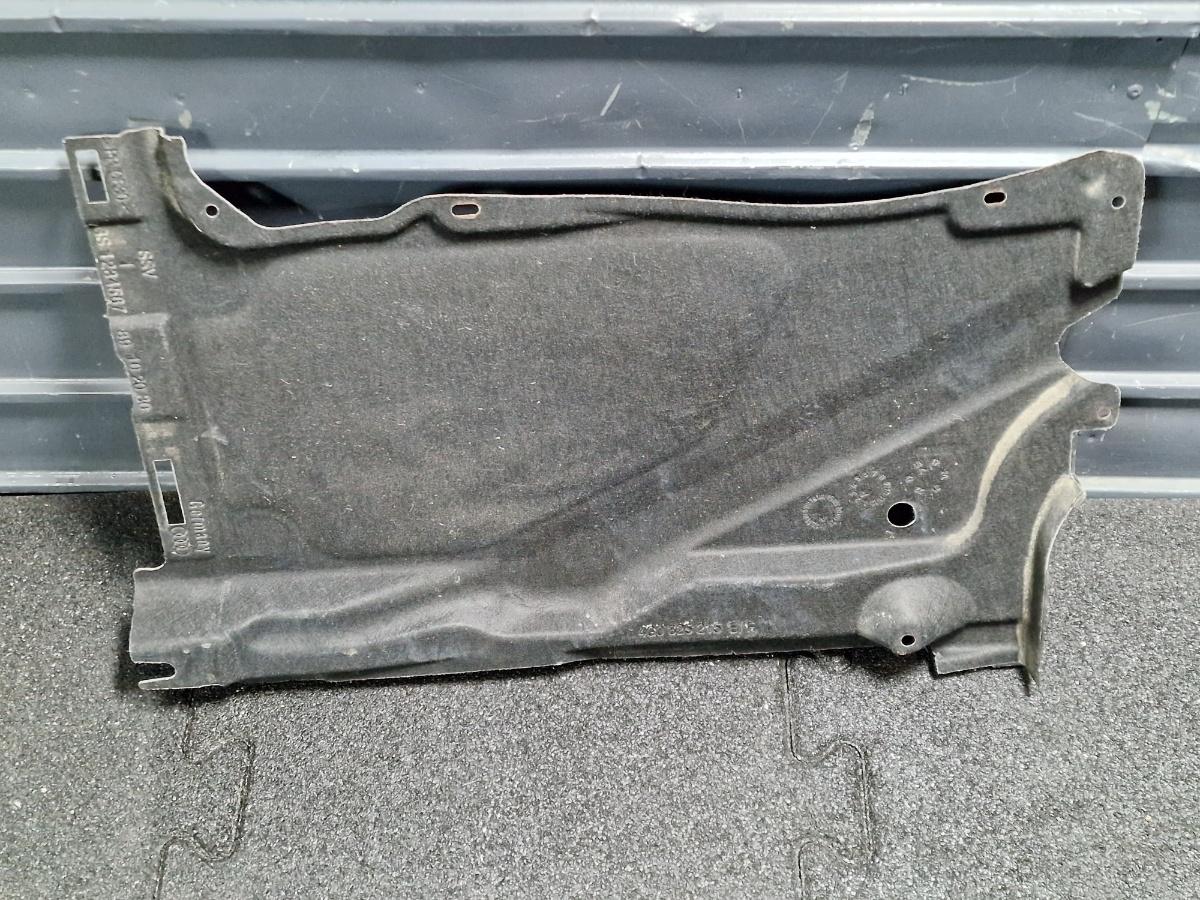 Scut caroserie stanga AUDI A6 IV Avant 4G5, C7, 4GD 2011 - 2018 2.0 TDI CSUD, DDCB 4G0825215E