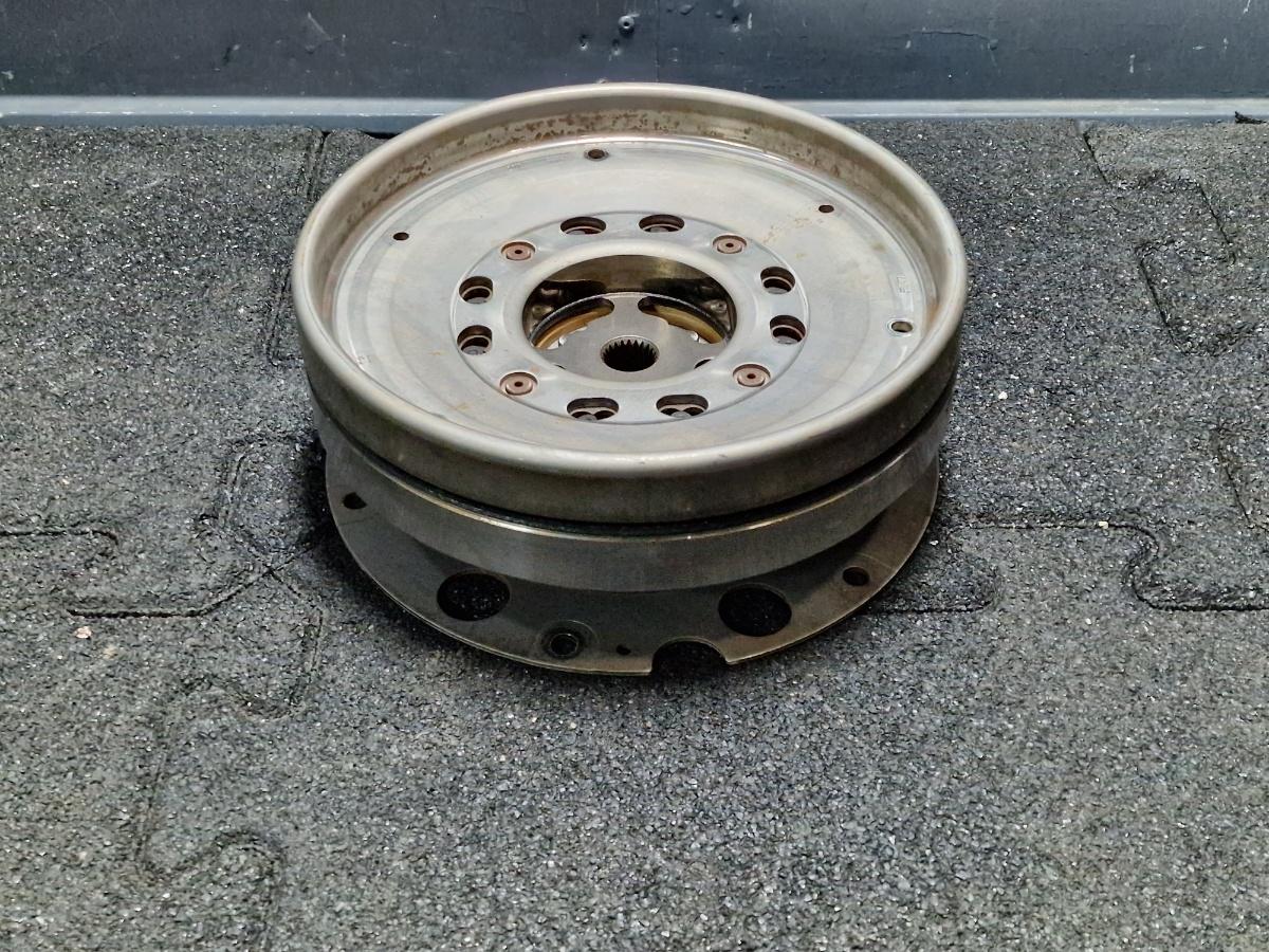 Volanta cutie automata AUDI A6 IV Avant 4G5, C7, 4GD 2011 - 2018 2.0 TDI CSUD, DDCB 012295001105 0CK105317AF