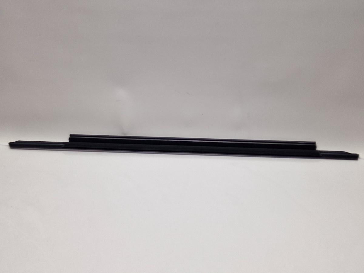 Perie crom usa dreapta spate AUDI A6 IV Avant 4G5, C7, 4GD 2011 - 2018 2.0 TDI CSUD, DDCB 4G0853764