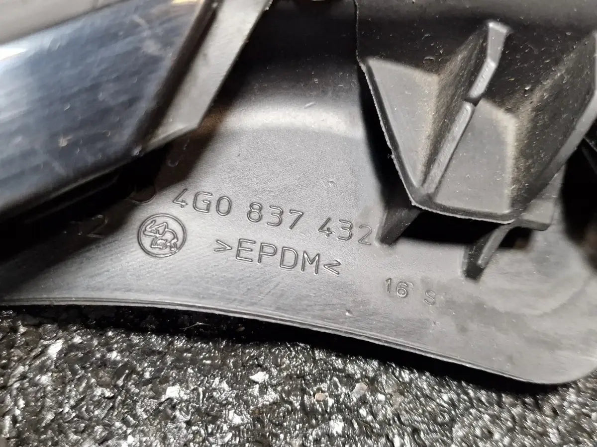 Cheder geam usa dreapta fata AUDI A6 IV Avant 4G5, C7, 4GD 2011 - 2018 2.0 TDI CSUD, DDCB 4G0837432