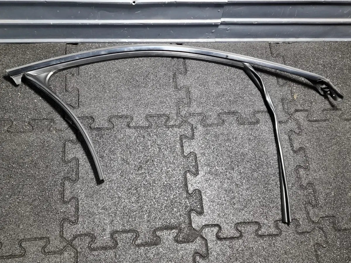 Cheder geam usa dreapta fata AUDI A6 IV Avant 4G5, C7, 4GD 2011 - 2018 2.0 TDI CSUD, DDCB 4G0837432
