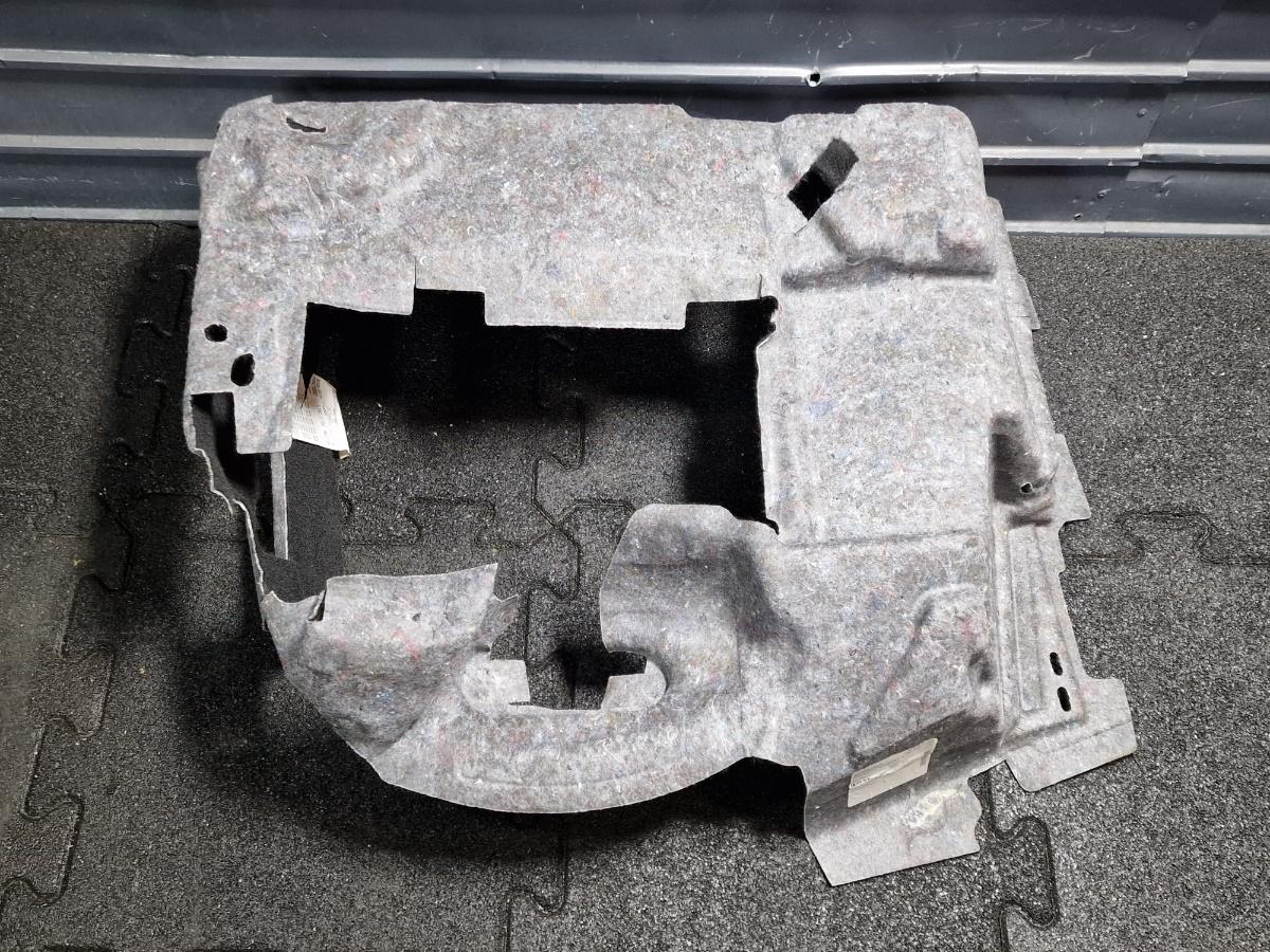 Locas roata de rezerva AUDI A6 IV Avant 4G5, C7, 4GD 2011 - 2018 2.0 TDI CSUD, DDCB 4G9863697H