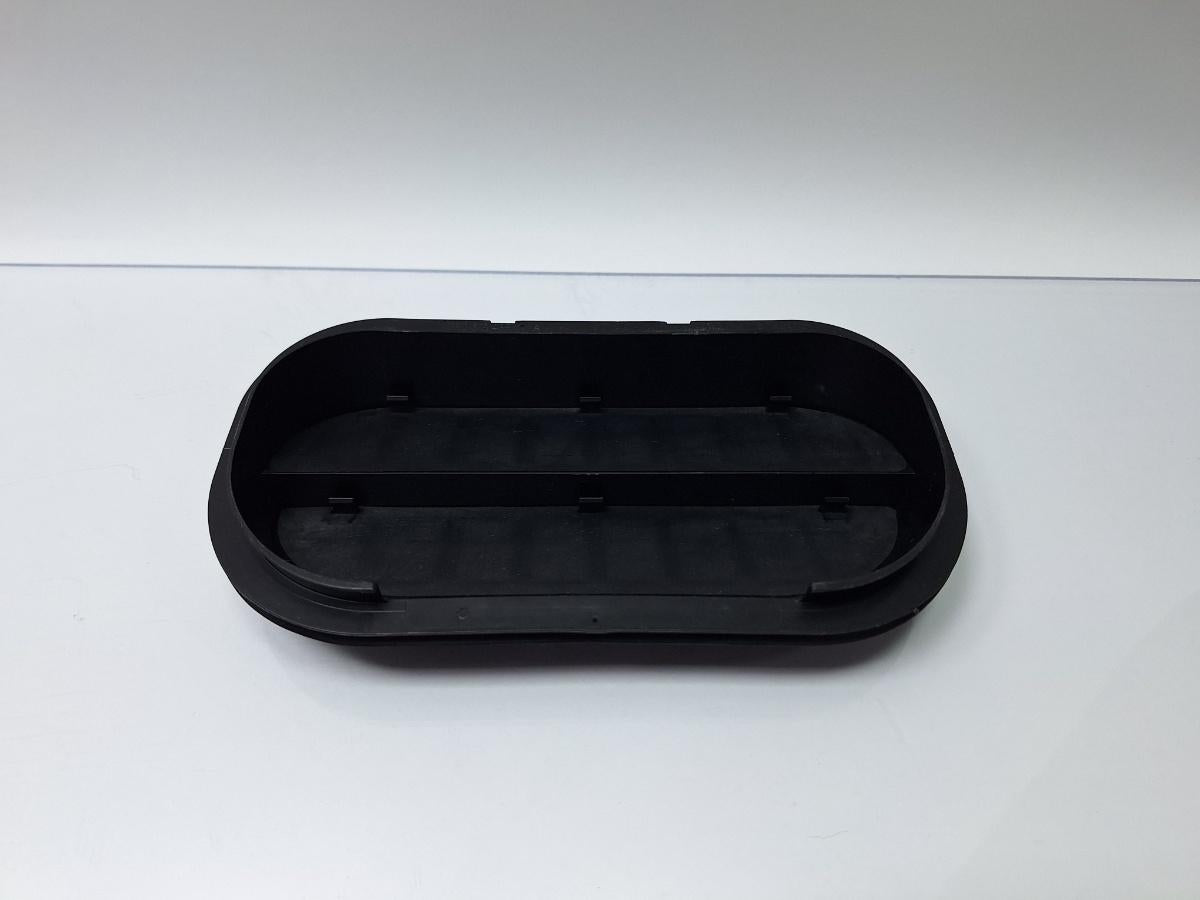Grila ventilatie aripi VOLKSWAGEN PASSAT Variant 3G5 2014 -> 2.0 TDI CRLB, DBGA, DFGA 6R0819465A
