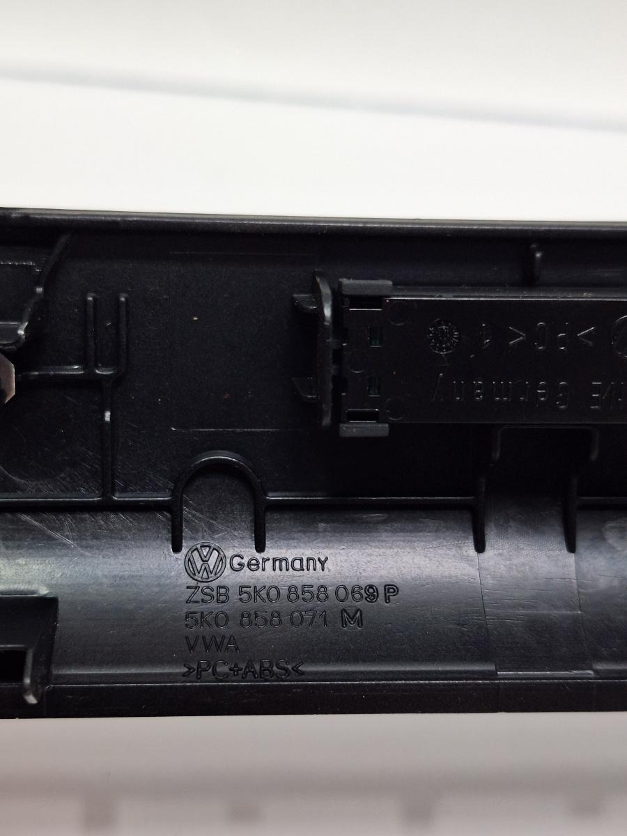 Ornamente sistem de climatizare VOLKSWAGEN GOLF VI 5K1 2008 - 2013 2.0 TDI CBDC, CLCA 5K0858069P