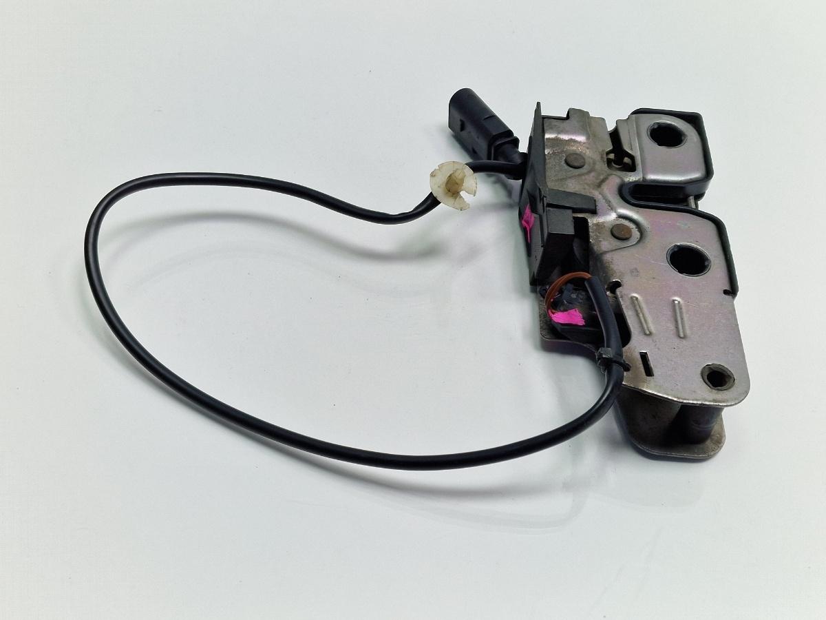 Broasca capota motor VOLKSWAGEN PASSAT Variant 3C5 2005 - 2011 1.9 TDI BKC, BLS, BXE 3C1823509D
