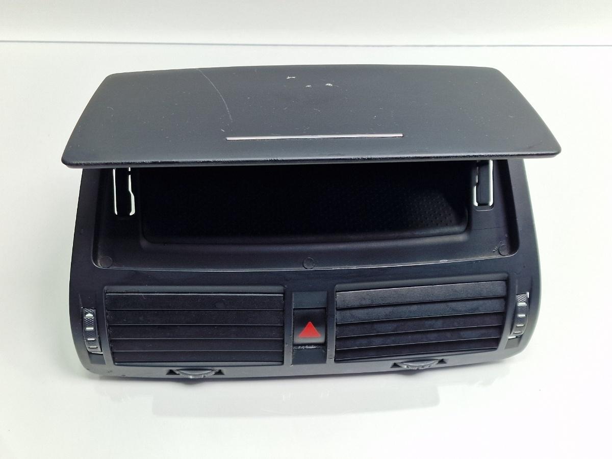 Grila ventilatie bord centrala SKODA OCTAVIA II Combi 1Z5 2004 - 2013 2.0 TDI 16V BKD, CFHC, CLCB 1Z0820951