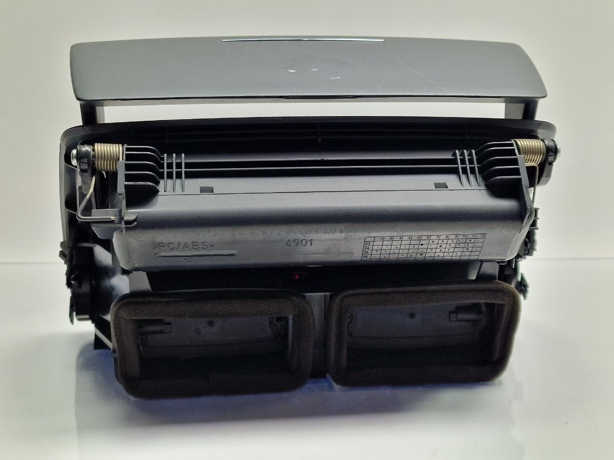 Grila ventilatie bord centrala SKODA OCTAVIA II Combi 1Z5 2004 - 2013 2.0 TDI 16V BKD, CFHC, CLCB 1Z0820951
