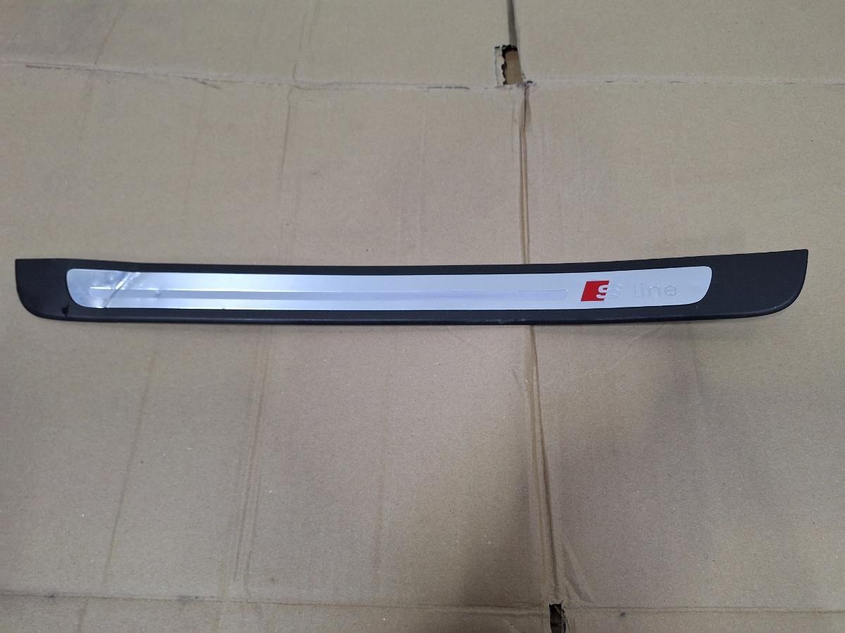 Ornamente protectie praguri fata stanga AUDI A6 IV Avant 4G5, C7, 4GD 2011 - 2018 2.0 TDI CSUD, DDCB S-LINE 4G0853373B