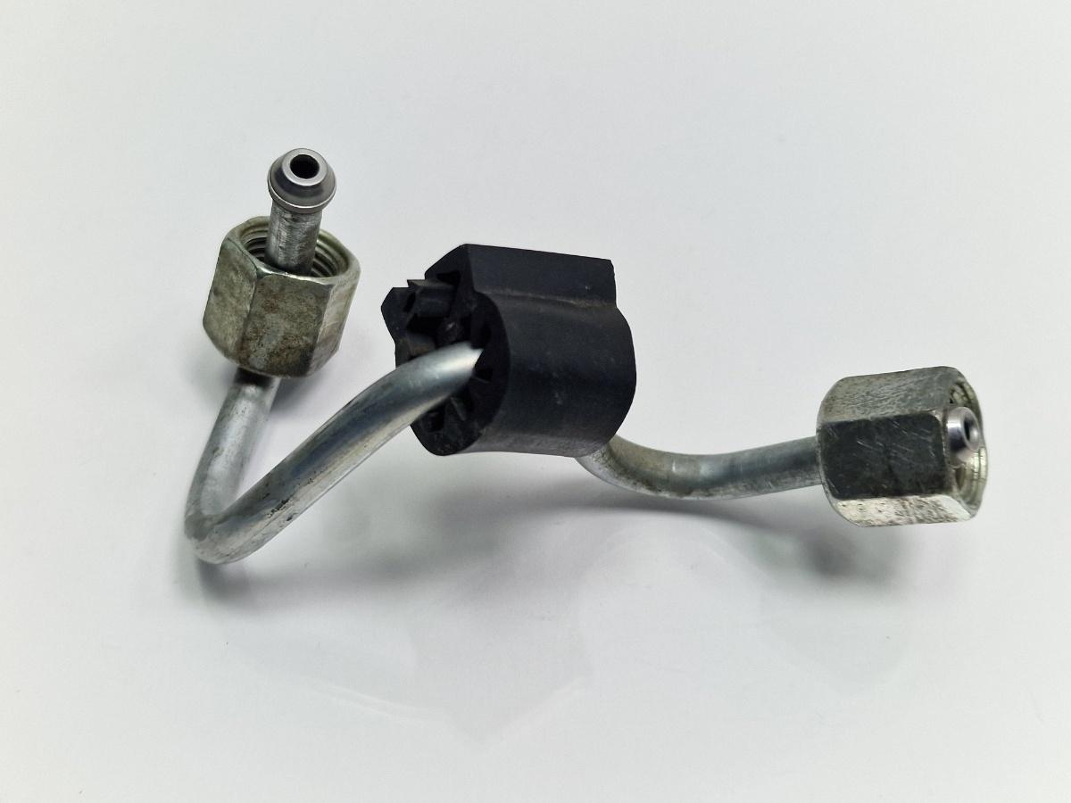 Conducta combustibil cilindru 2 AUDI A4 IV Avant 8K5, B8 2007 - 2015 2.0 TDI CAGA, CJCA, CMEA, CMFA 03L130301S