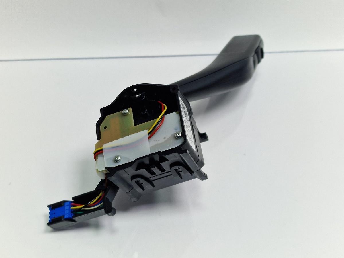 Maneta stergatoare VOLKSWAGEN TOURAN 1T1, 1T2 2003 - 2010 1.9 TDI BKC, BLS, BXE 1K0953519A