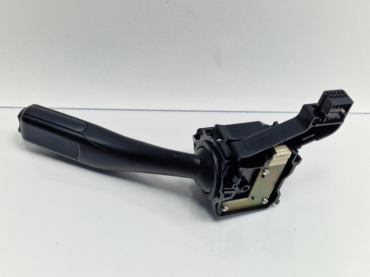 Maneta semnalizare VOLKSWAGEN TOURAN 1T1, 1T2 2003 - 2010 1.9 TDI BKC, BLS, BXE 1K0953513A