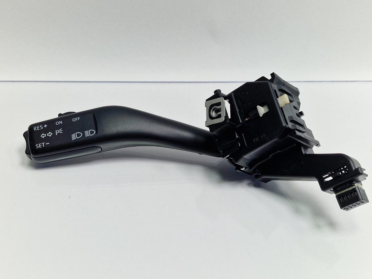 Maneta semnalizare VOLKSWAGEN TOURAN 1T1, 1T2 2003 - 2010 1.9 TDI BKC, BLS, BXE 1K0953513A