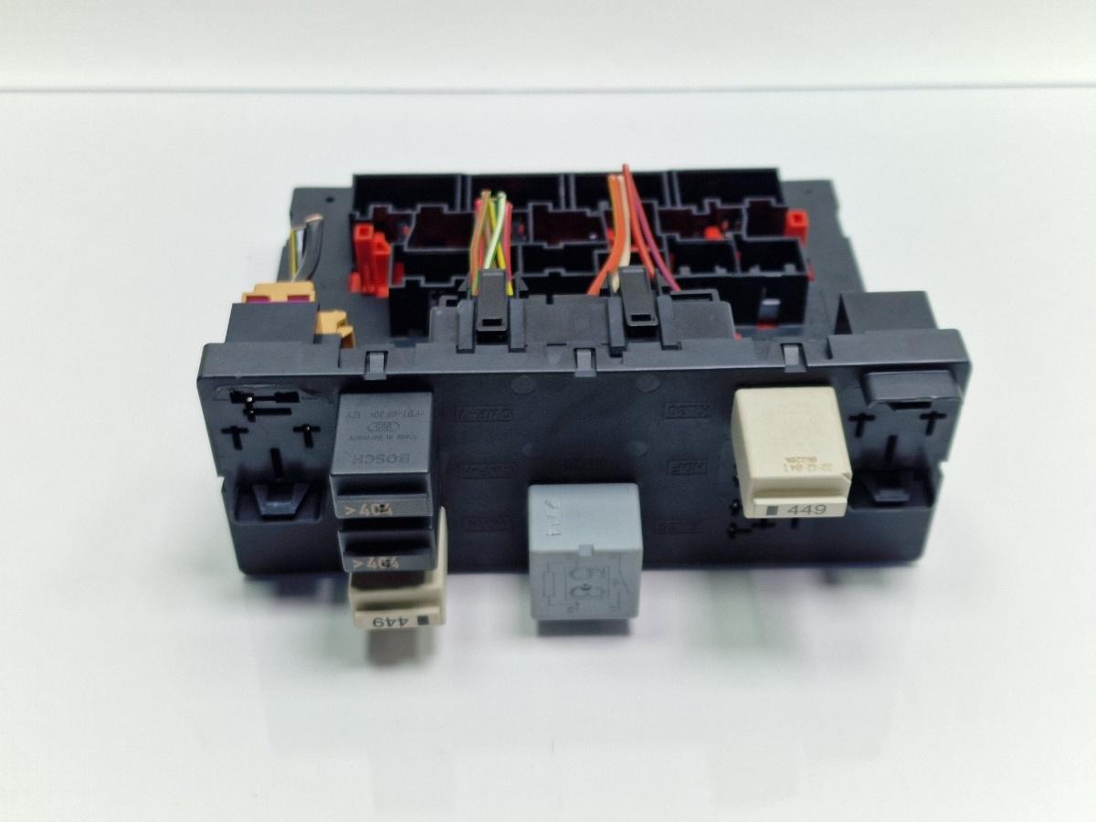 Modul confort VOLKSWAGEN TOURAN 1T1, 1T2 2003 - 2010 1.9 TDI BKC, BLS, BXE BOSCH 1K0937049N