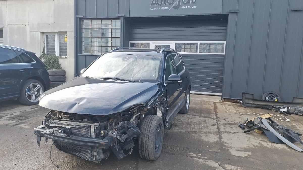 Dezmembrez VOLKSWAGEN TIGUAN 5N_ 2013 2.0 TDI CFFB 103KW|140HP