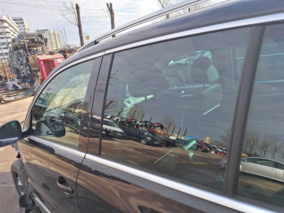 Geam portiera spate stanga VOLKSWAGEN TIGUAN 5N_ Facelift 2011- 2015 2.0 CFFB