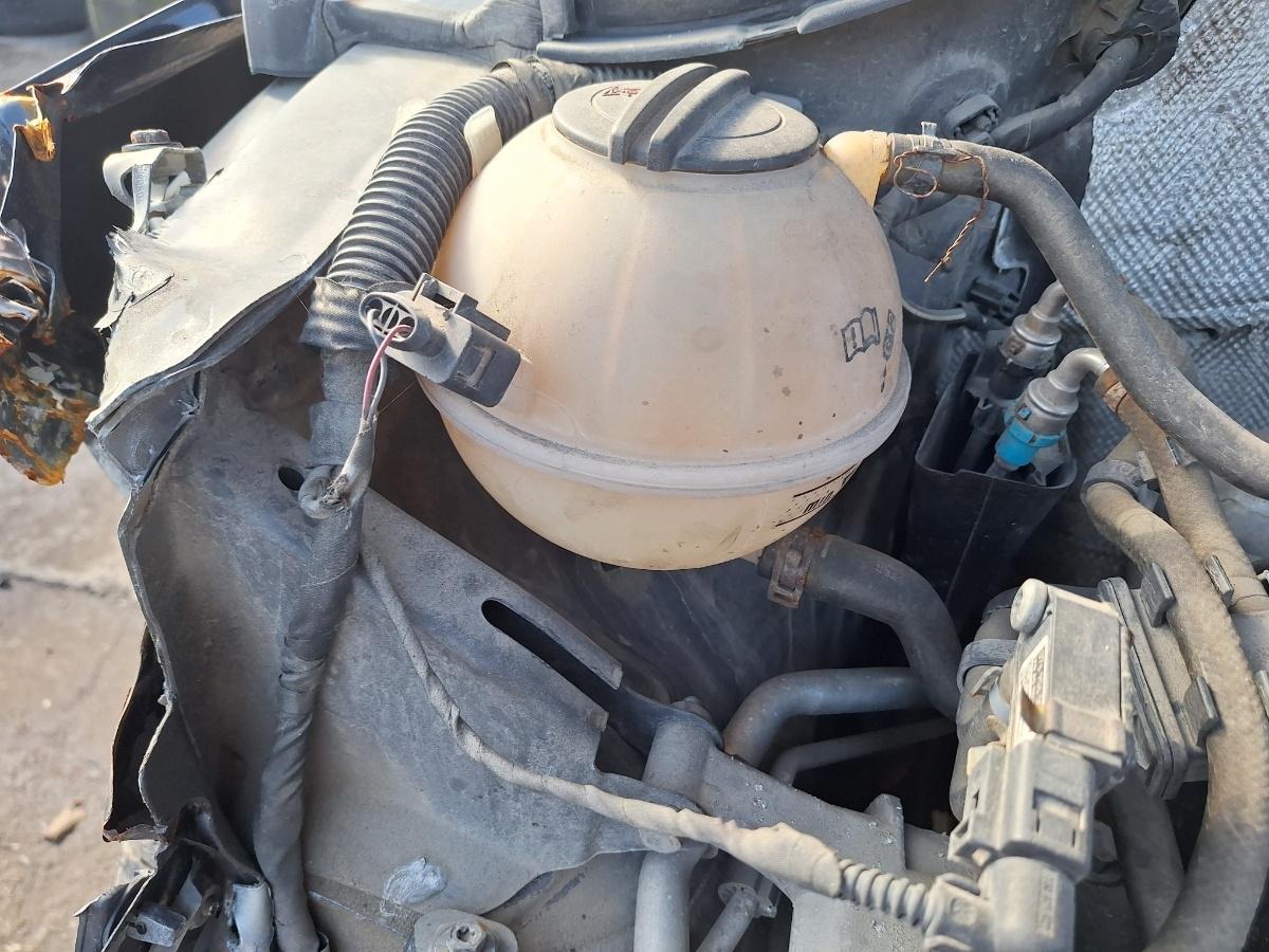 Vas rezervor de expansiune lichid de racire VOLKSWAGEN TIGUAN 5N_ 2007 -> 2.0 TDI CBAB, CFFB
