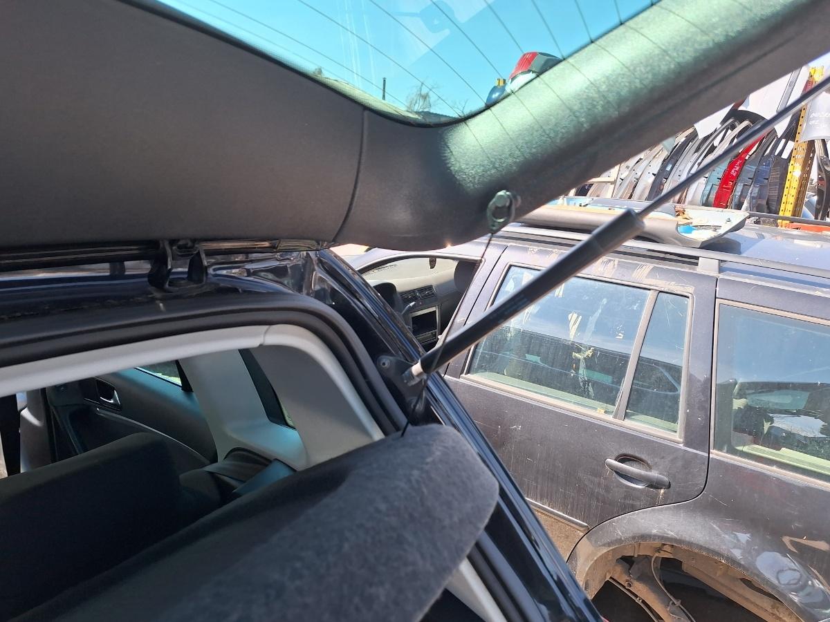 Polita sub luneta VOLKSWAGEN TIGUAN 5N_ Facelift 2011- 2015 2.0 CFFB