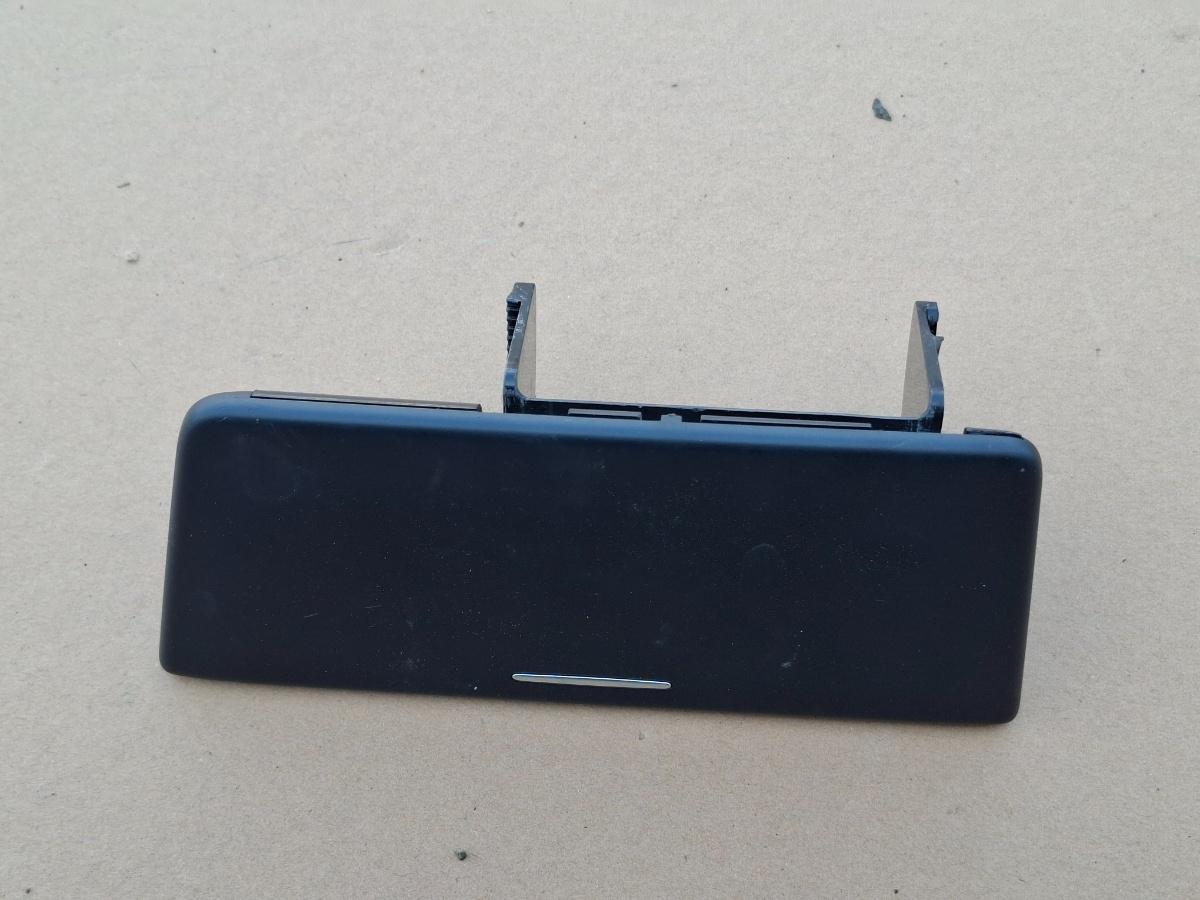 Ornament scrumiera (fata) VOLKSWAGEN TIGUAN 5N_ 2007 -> 2.0 TDI CBAB, CFFB