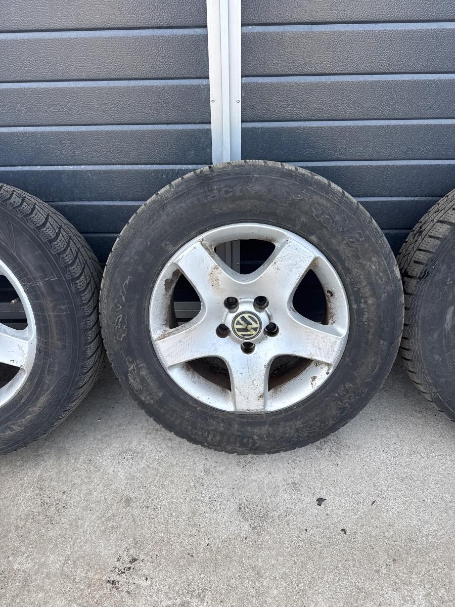 Jante din aliaj cu anvelope R17 5X120 VOLKSWAGEN TOUAREG / T5 2002 - 2013 7,5 J x17 H2 , ET53 7L6601025E