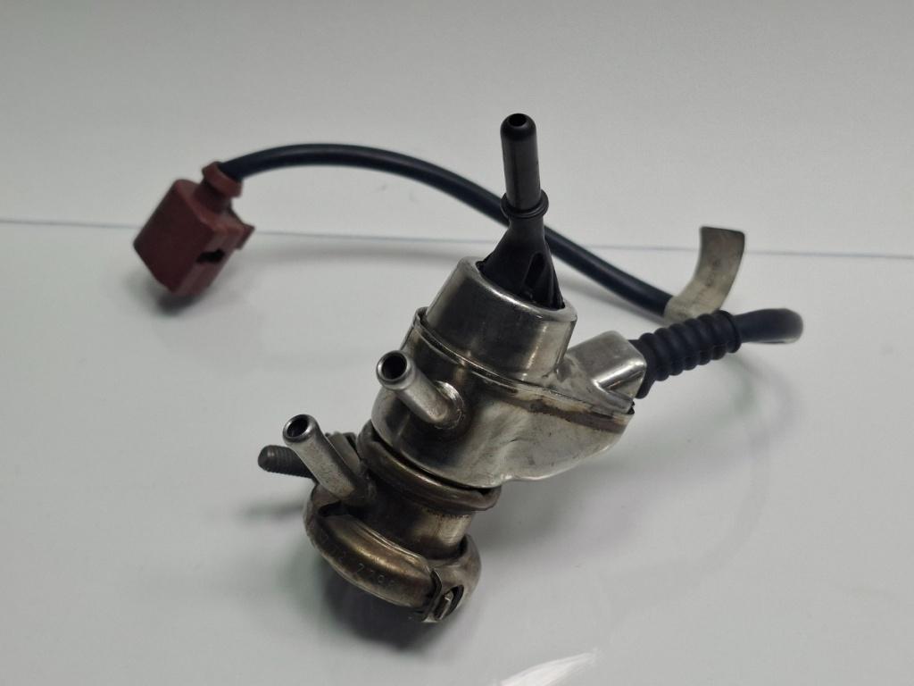 Injector AdBlue VOLKSWAGEN CADDY IV Box SAA, SAH 2015 -> TDI CUUF, DFSC, DFSF, VOLKSWAGEN CADDY IV Estate SAB, SAJ 2015 -> 2.0 TDI CUUD, DFSD 04L131113R