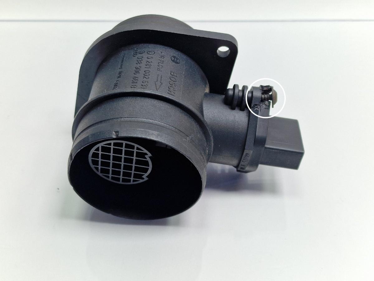Debitmetru VOLKSWAGEN TOURAN 1T1, 1T2 2003 - 2010 1.9 TDI BKC, BLS, BXE BOSCH 0281002531 038906461B