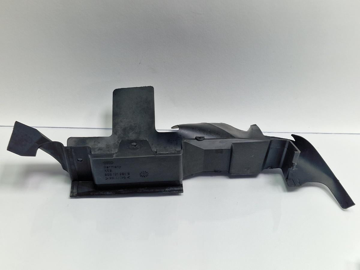 Deflector aer intercooler dreapta AUDI A4 Avant 8D5, B5 1994 - 2001 1.6 1.6 1.6 ALZ 8D0121284E