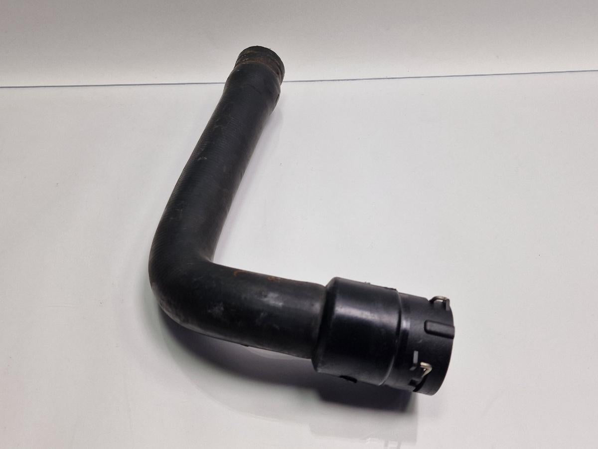 Furtun apa AUDI A4 Avant 8D5, B5 1994 - 2001 1.6 1.6 1.6 ALZ 8D0121101K
