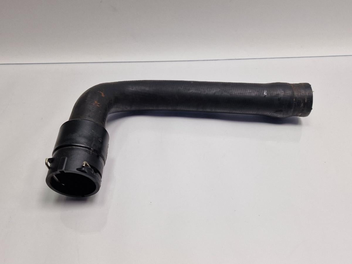 Furtun apa AUDI A4 Avant 8D5, B5 1994 - 2001 1.6 1.6 1.6 ALZ 8D0121101K