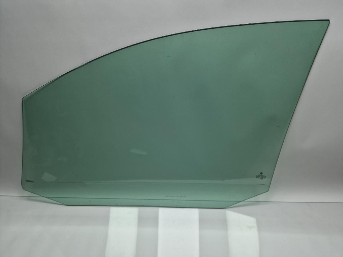 Geam usa dreapta fata VOLKSWAGEN TOURAN 1T1, 1T2 2003 - 2010 1.9 TDI BKC, BLS, BXE Pilkington 43R-001582 1T0845202D