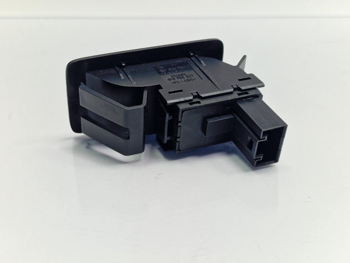 Buton deschidere usita rezervor VOLKSWAGEN TOURAN 1T1, 1T2 2003 - 2010 1.9 TDI BKC, BLS, BXE 1T0959551