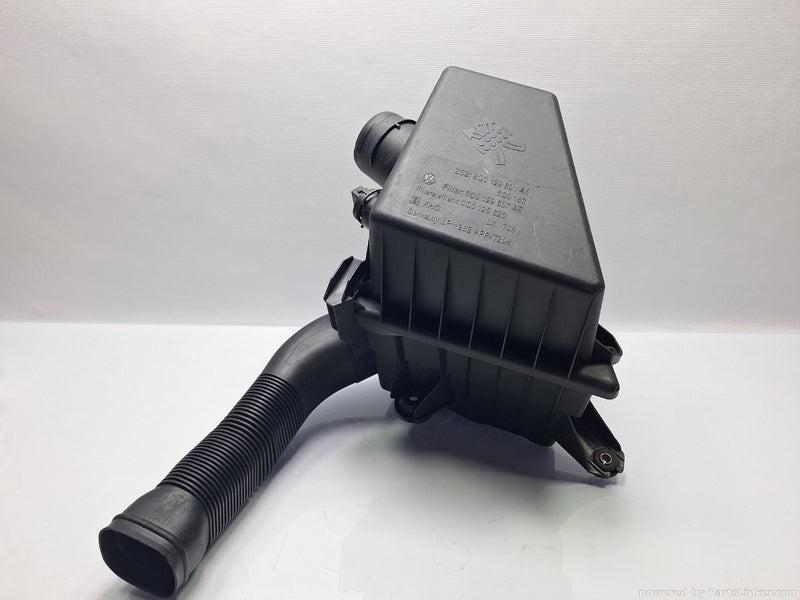 Carcasa filtru de aer SKODA FABIA Combi 6Y5 2000 - 2007 SDI ASY, SEAT IBIZA IV 6L1 2002 - 2009 1.9 SDI ASY VAG 6Q0129601AE