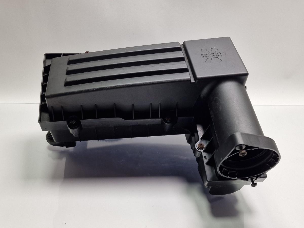 Carcasa filtru de aer VOLKSWAGEN TOURAN 1T1, 1T2 2003 - 2010 1.9 TDI BKC, BLS, BXE 3C0129607AF