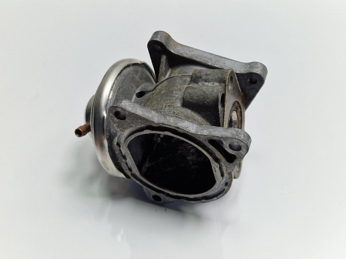Supapa EGR VOLKSWAGEN TOURAN 1T1, 1T2 2003 - 2010 1.9 TDI BKC, BLS, BXE 038129037D