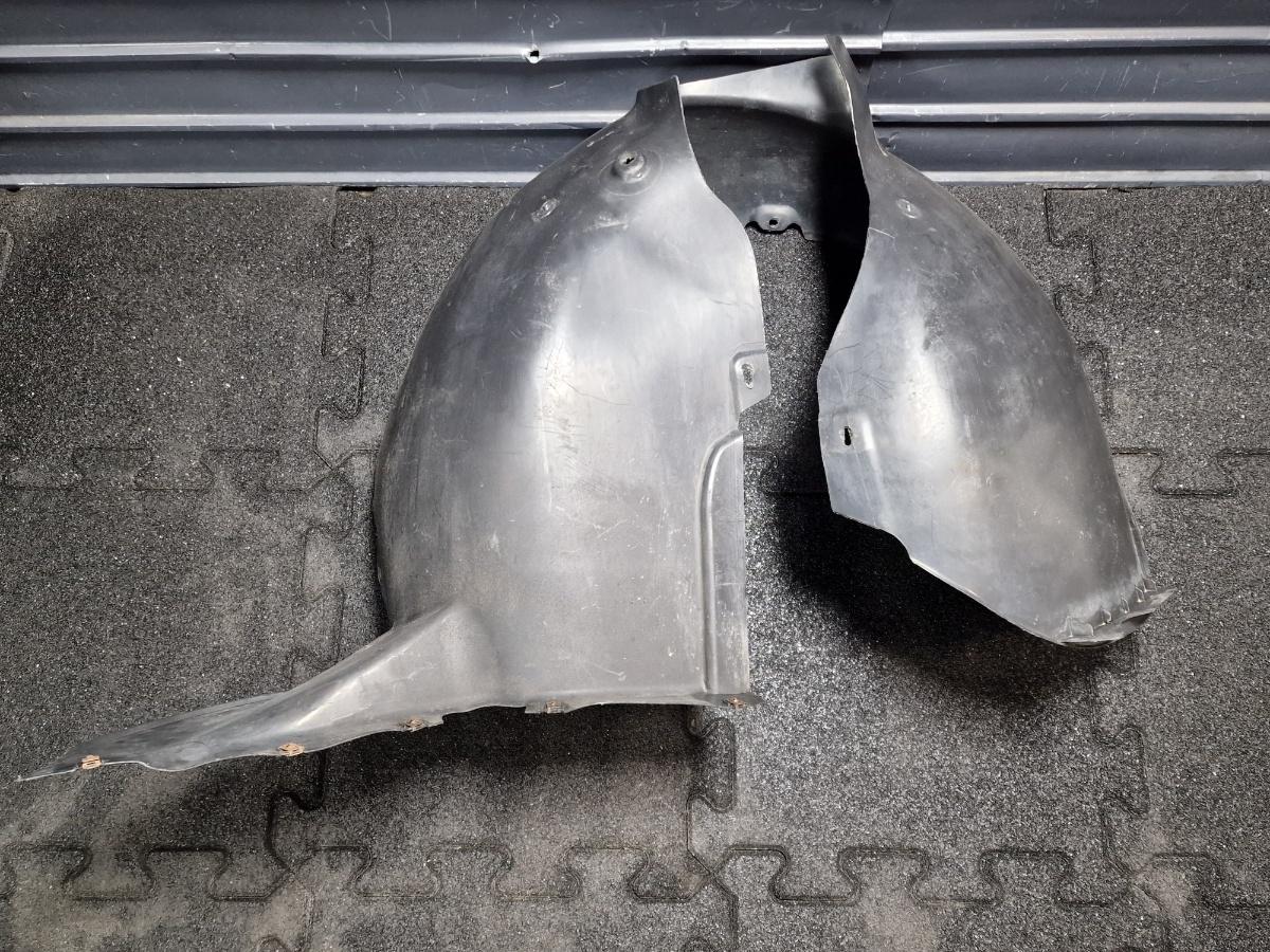 Carenaj roata dreapta fata VOLKSWAGEN TOURAN 1T1, 1T2 2003 - 2010 1.9 TDI BKC, BLS, BXE 1T0805974E