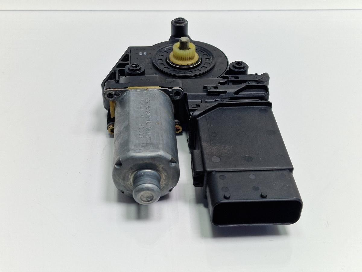 Motoraș macara geam VOLKSWAGEN PASSAT 3B3 2000 1.9 TDI AWX 96KW|130HP 2000