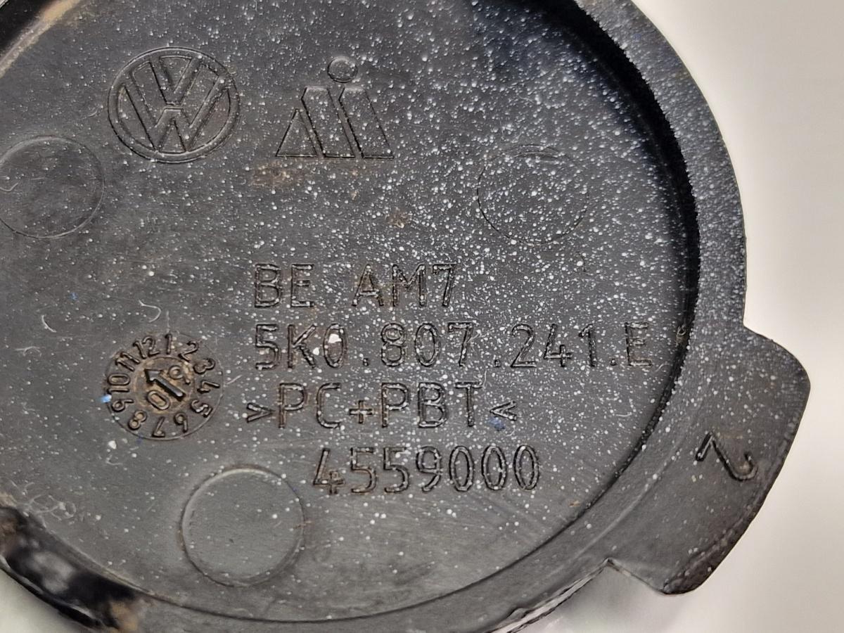 Capac carlig remorcare fata VOLKSWAGEN GOLF VI 5K1 2008 - 2013 albastru 5K0807241E