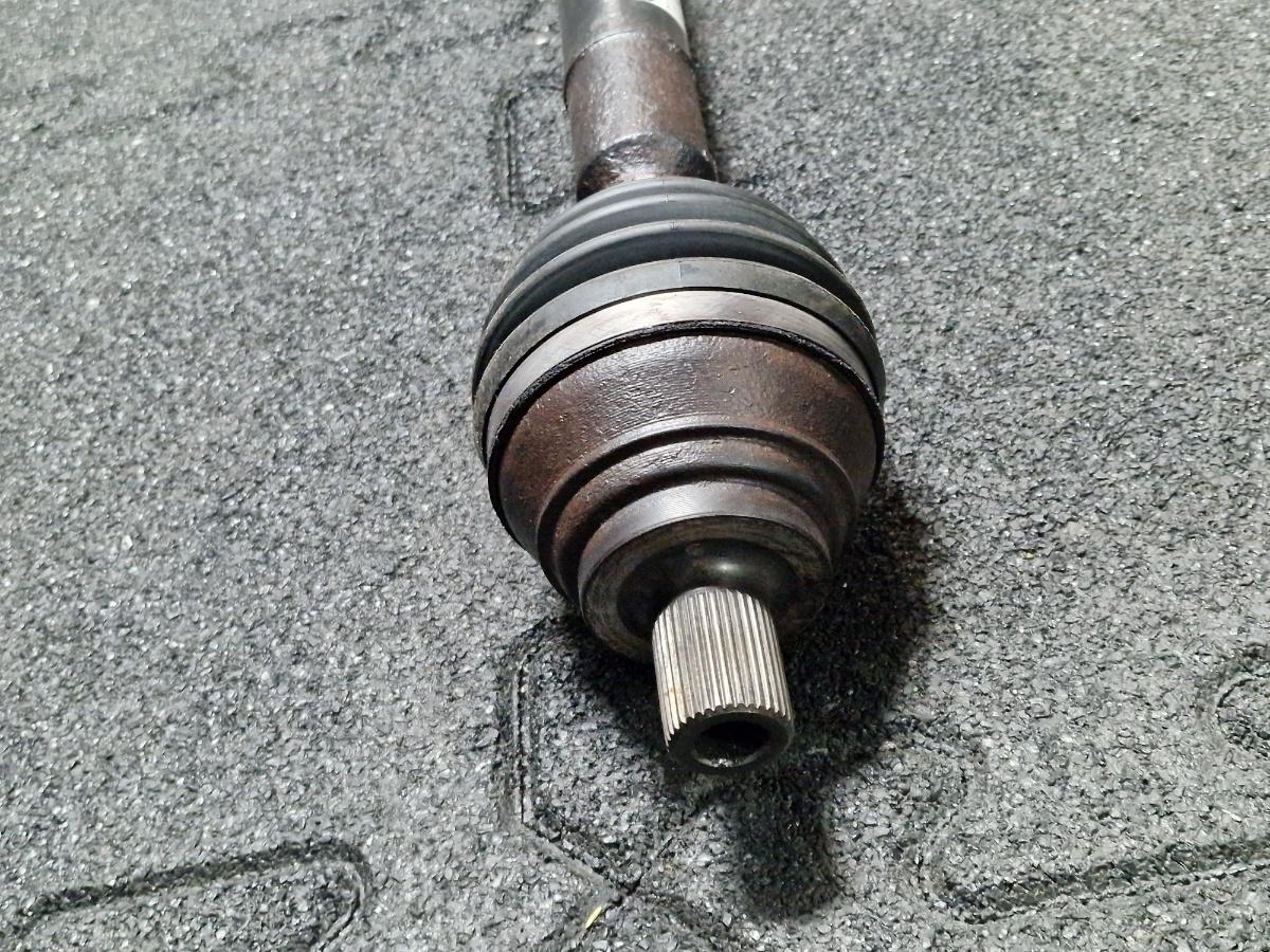 Planetara dreapta fata VOLKSWAGEN PASSAT 365 2010 - 2014 1.6 1.6 TDi BlueMotion CAYC 1K0407272QN